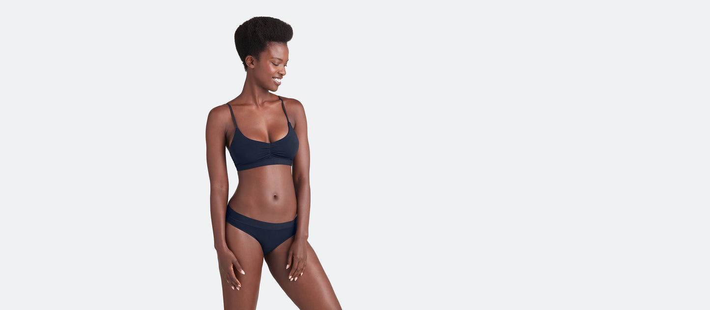 UltraModal™ FeelFree Ruched Bralette | Dark Sapphire