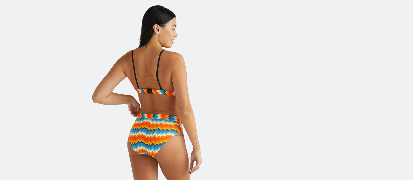UltraModal™ FeelFree Triangle Bralette | Groovy Chevron