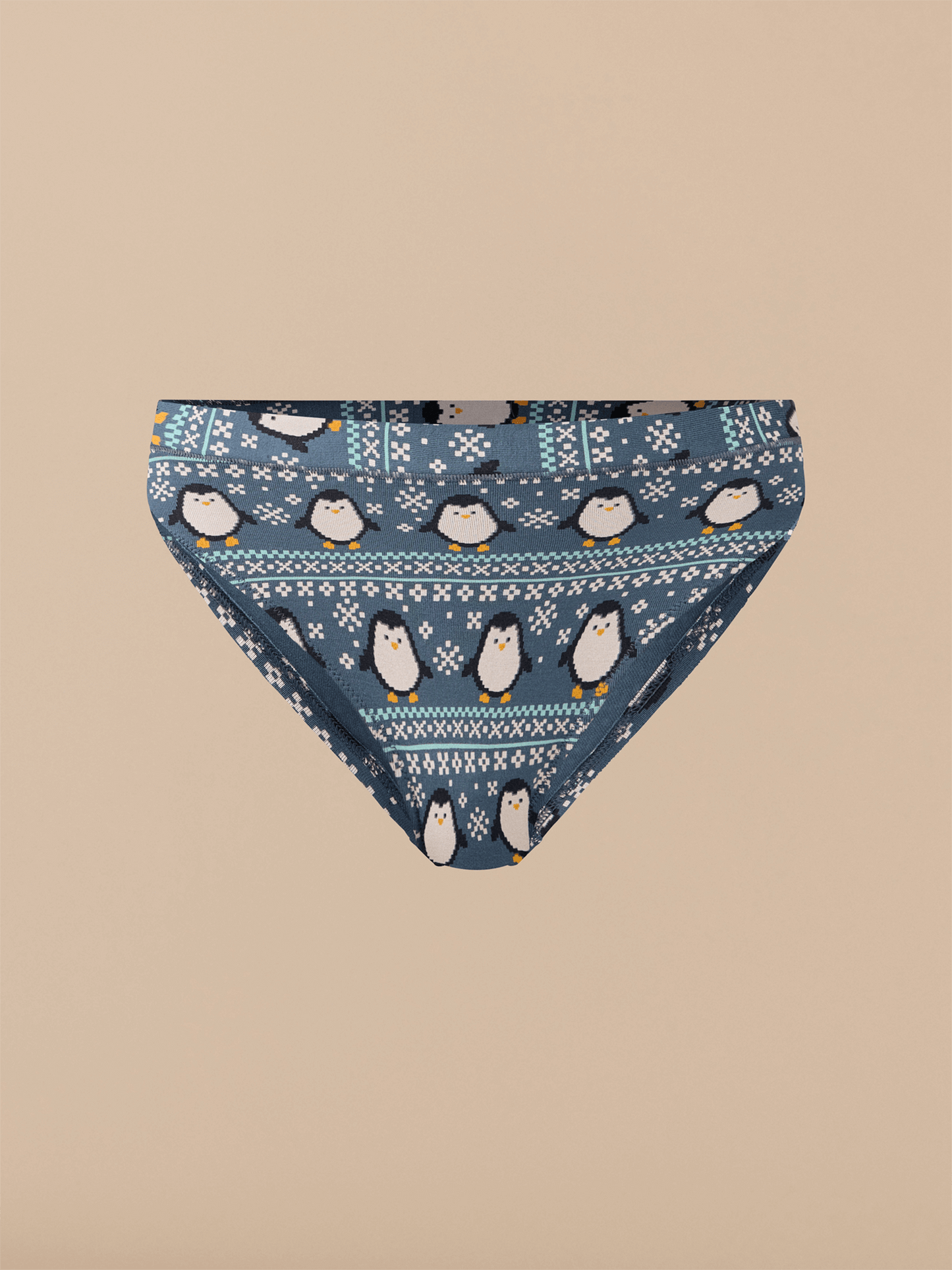UltraModal™ FeelFree High-Leg Bikini | Penguin Sweater
