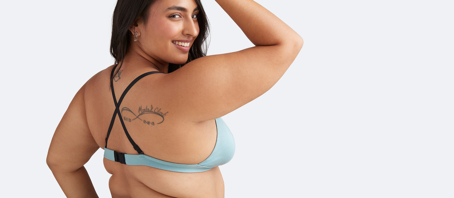 UltraModal™ FeelFree Triangle Bralette | Ice Blue