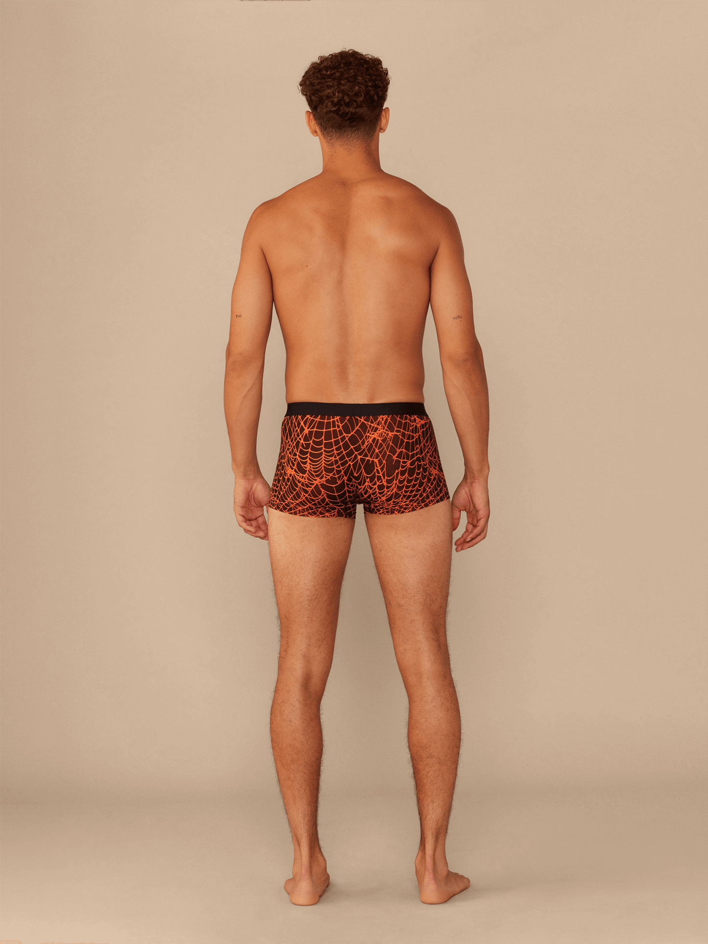 UltraModal™ Core Trunk | Caught in a Web