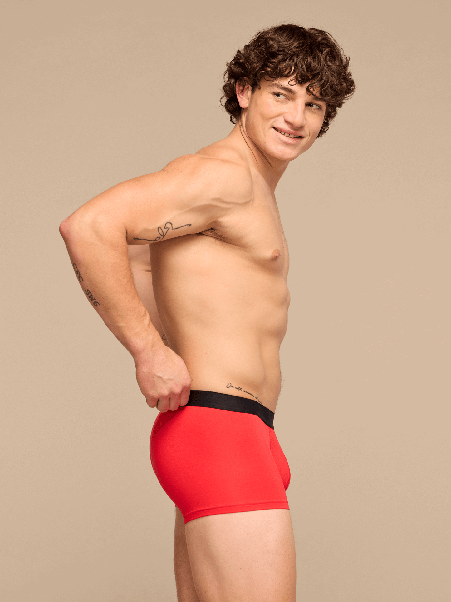 UltraModal™ Core Trunk | Tomato