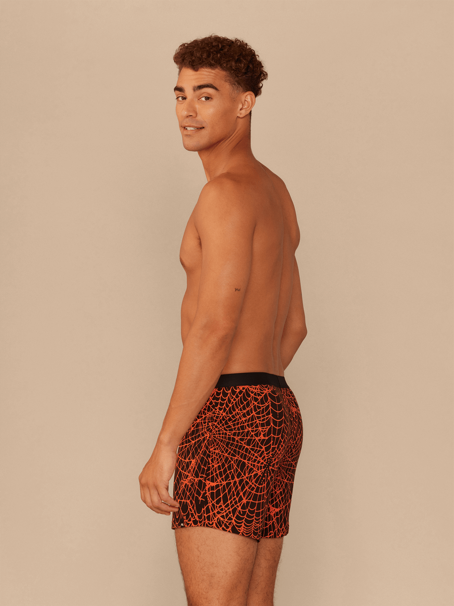 UltraModal™ Core Boxer | Caught in a Web
