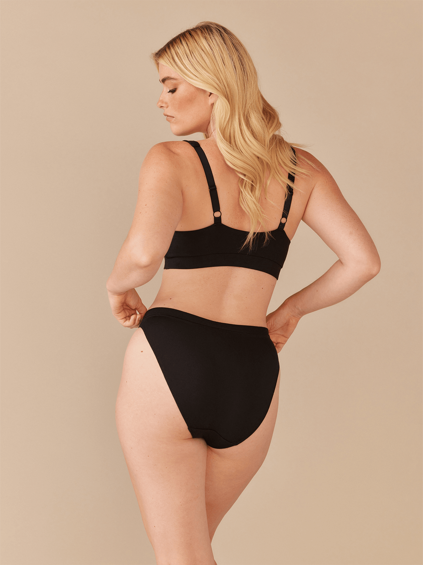 UltraModal™ FeelFree High-Leg Bikini | Party Time