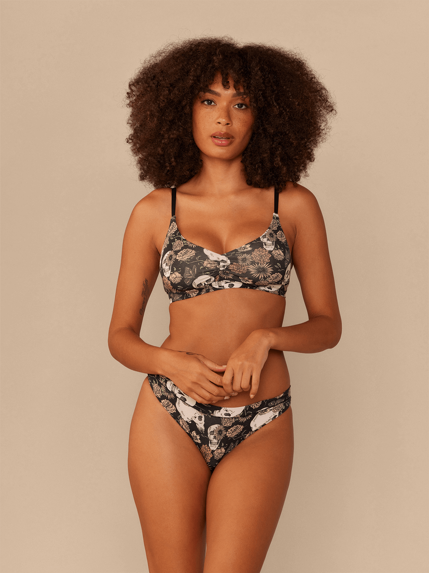 UltraModal™ FeelFree Ruched Bralette | Dead Flowers