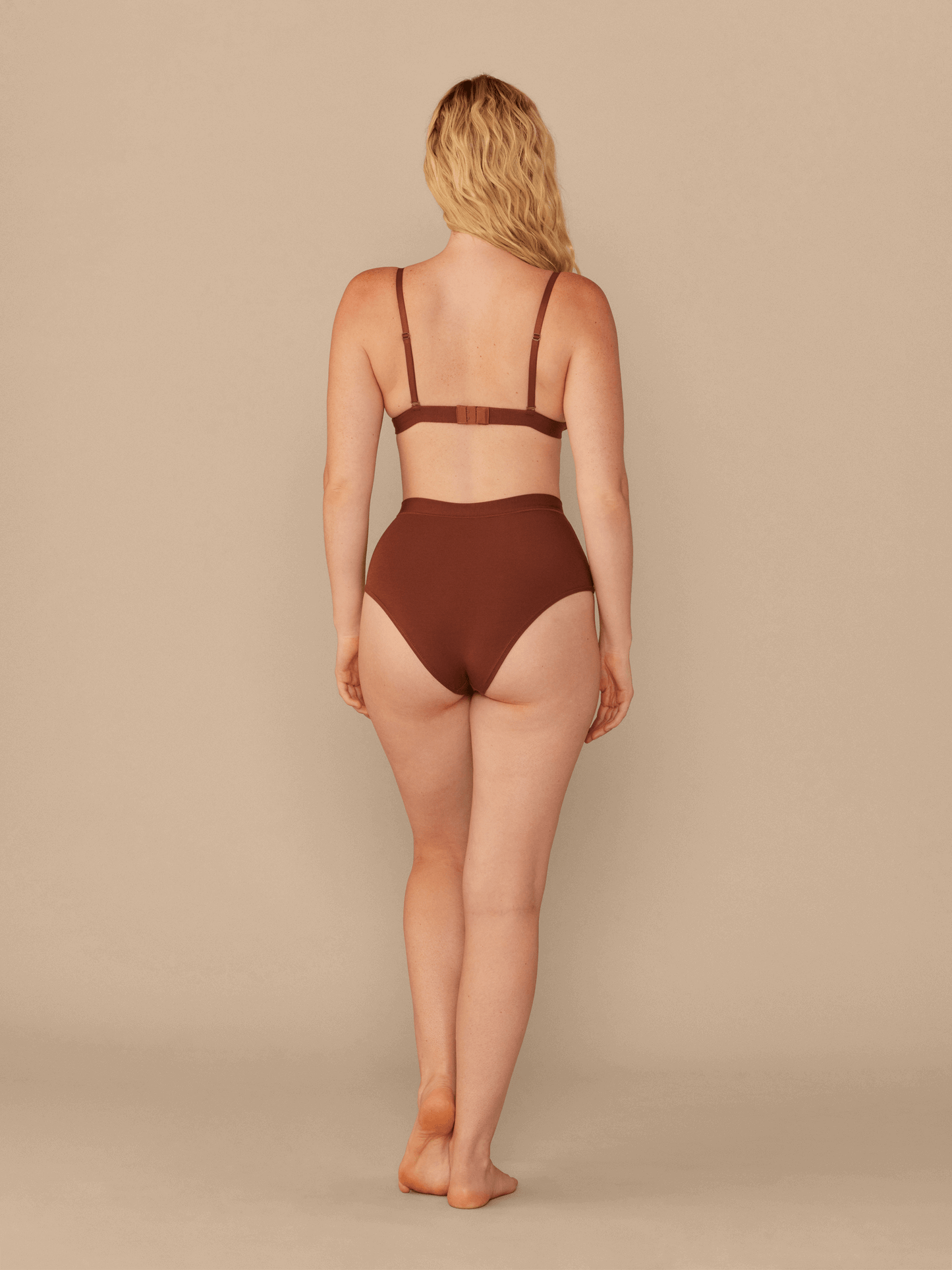UltraModal™ FeelFree Triangle Bralette | Cedar Wood/Cedar Wood