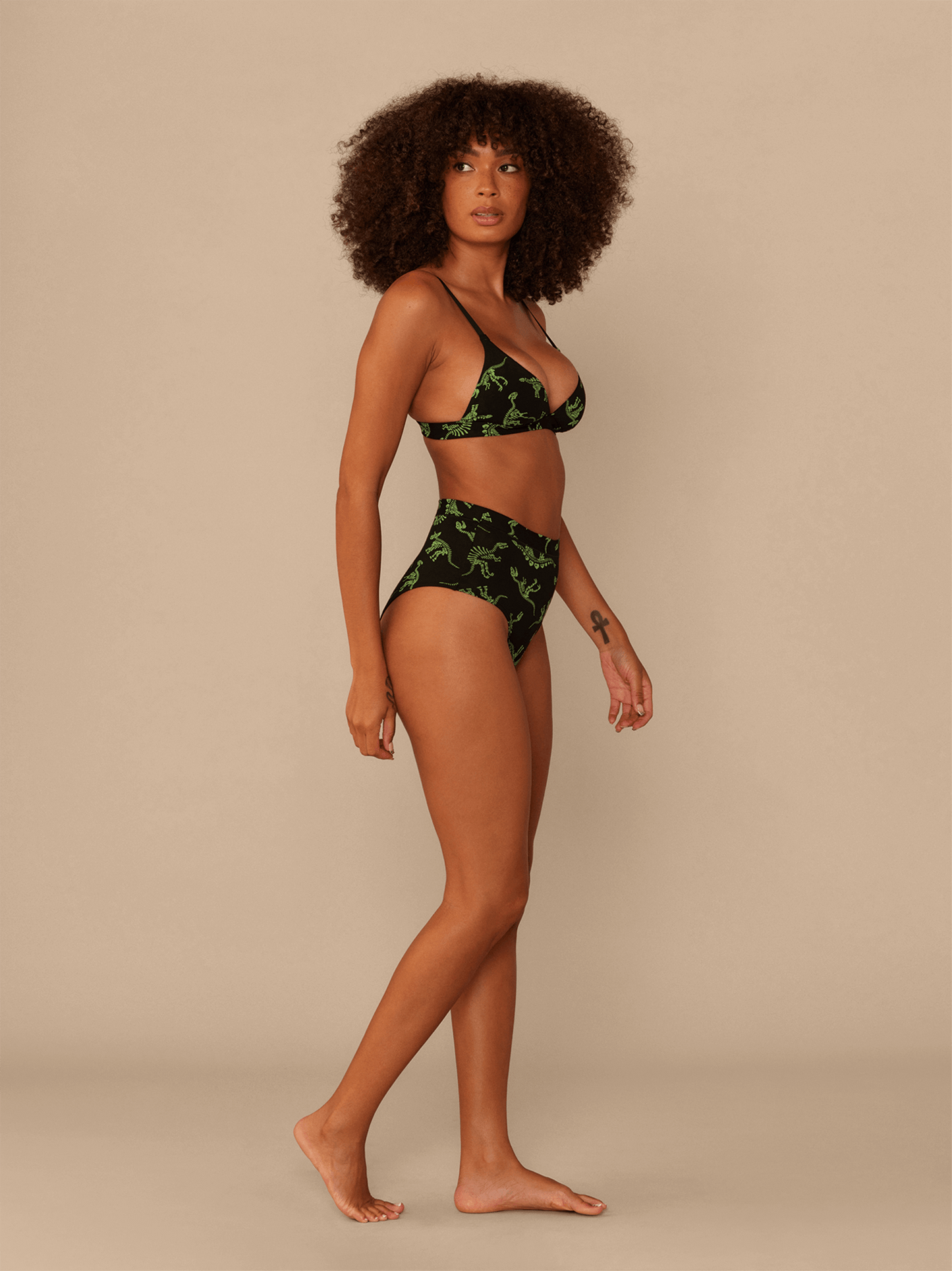 UltraModal™ FeelFree Triangle Bralette | Electric Dino