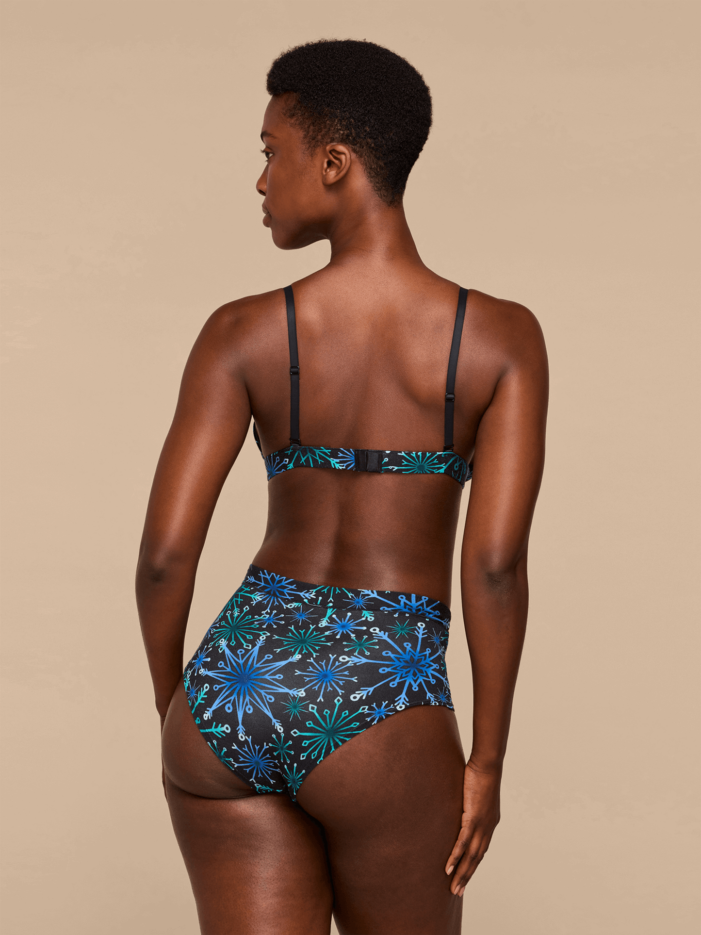 UltraModal™ FeelFree Triangle Bralette | Snowfall