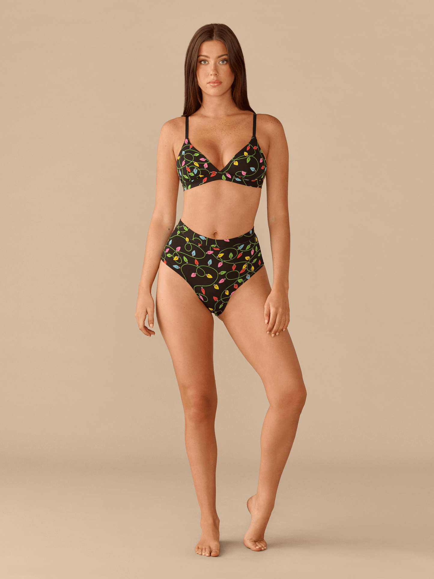 UltraModal™ FeelFree Triangle Bralette | String Lights
