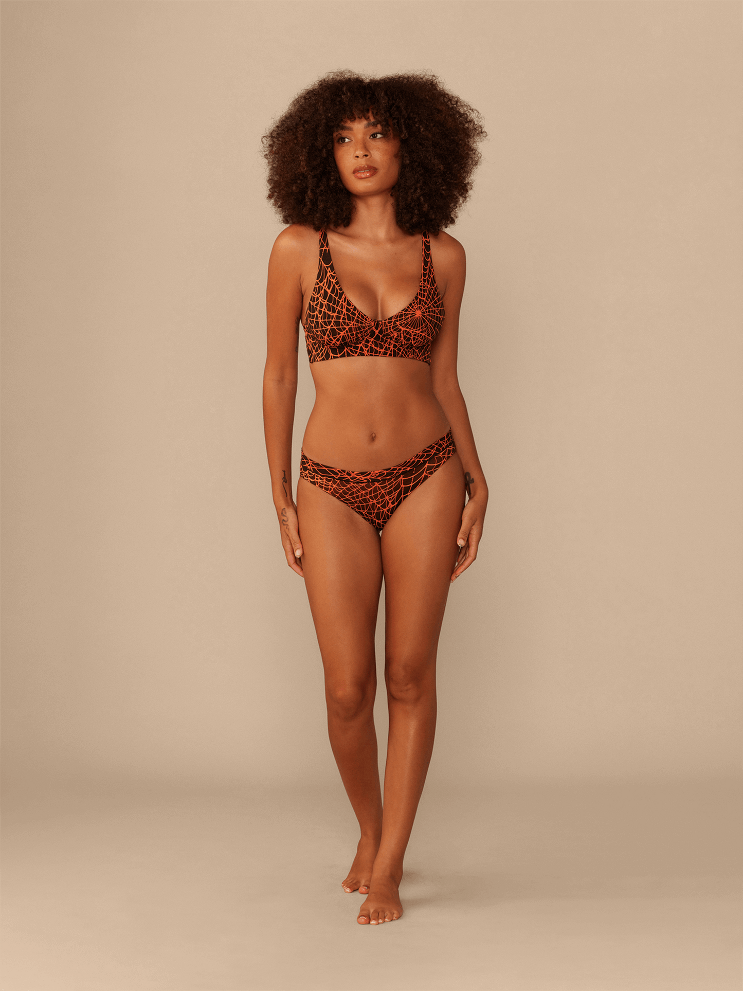 UltraModal™ FeelFree Longline Bralette | Caught in a Web