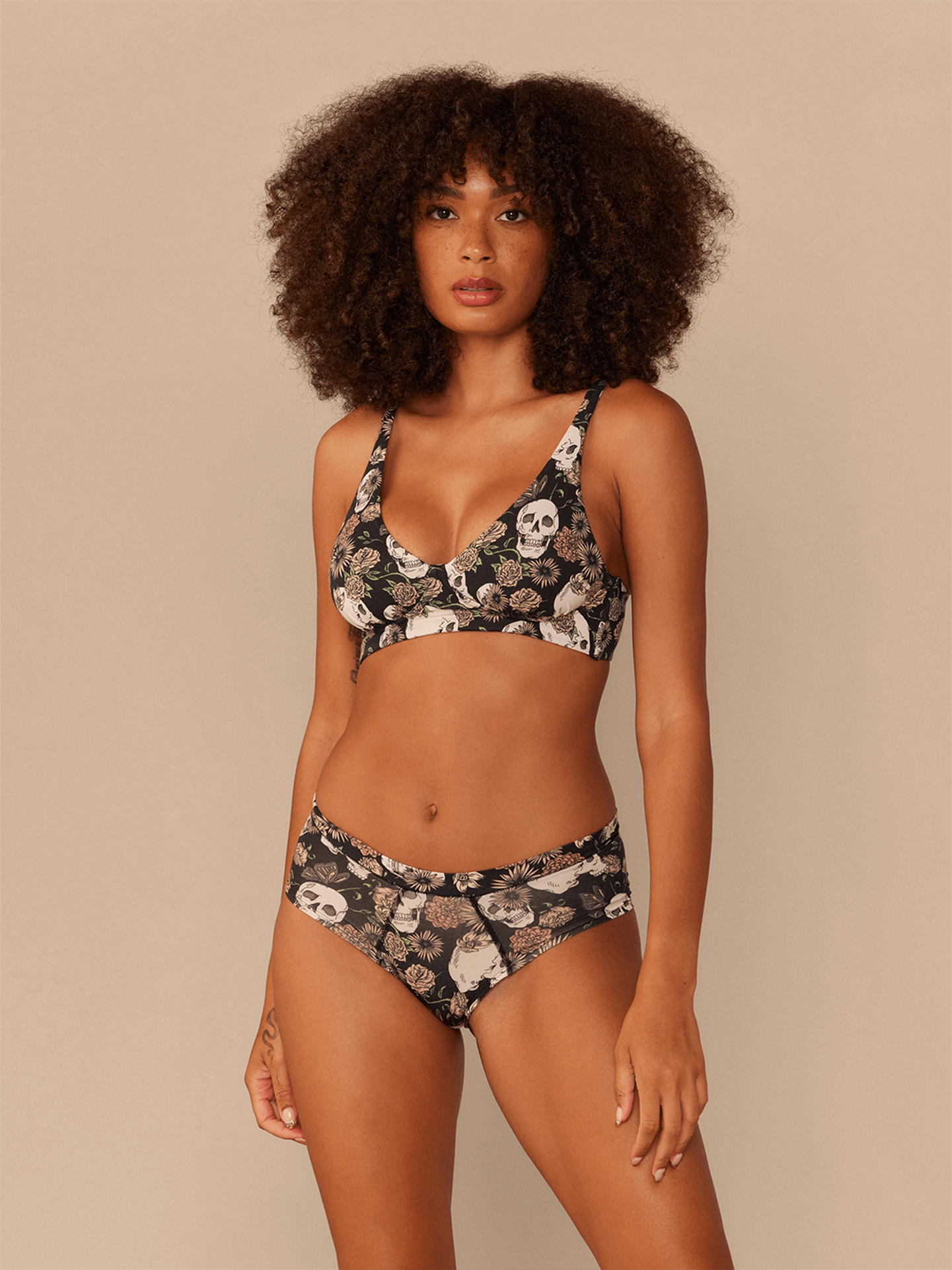 UltraModal™ FeelFree Longline Bralette | Dead Flowers
