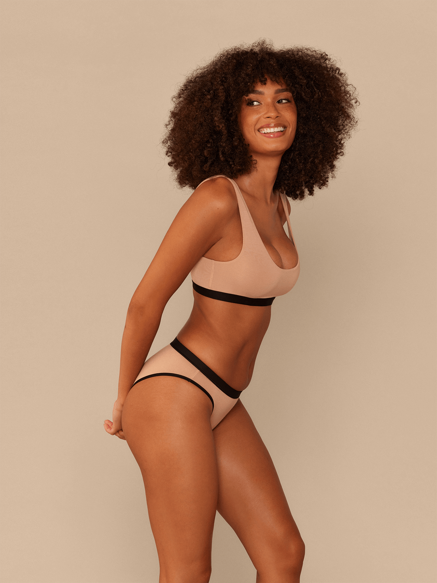 UltraModal™ Core Scoop Bralette | Sand Dune