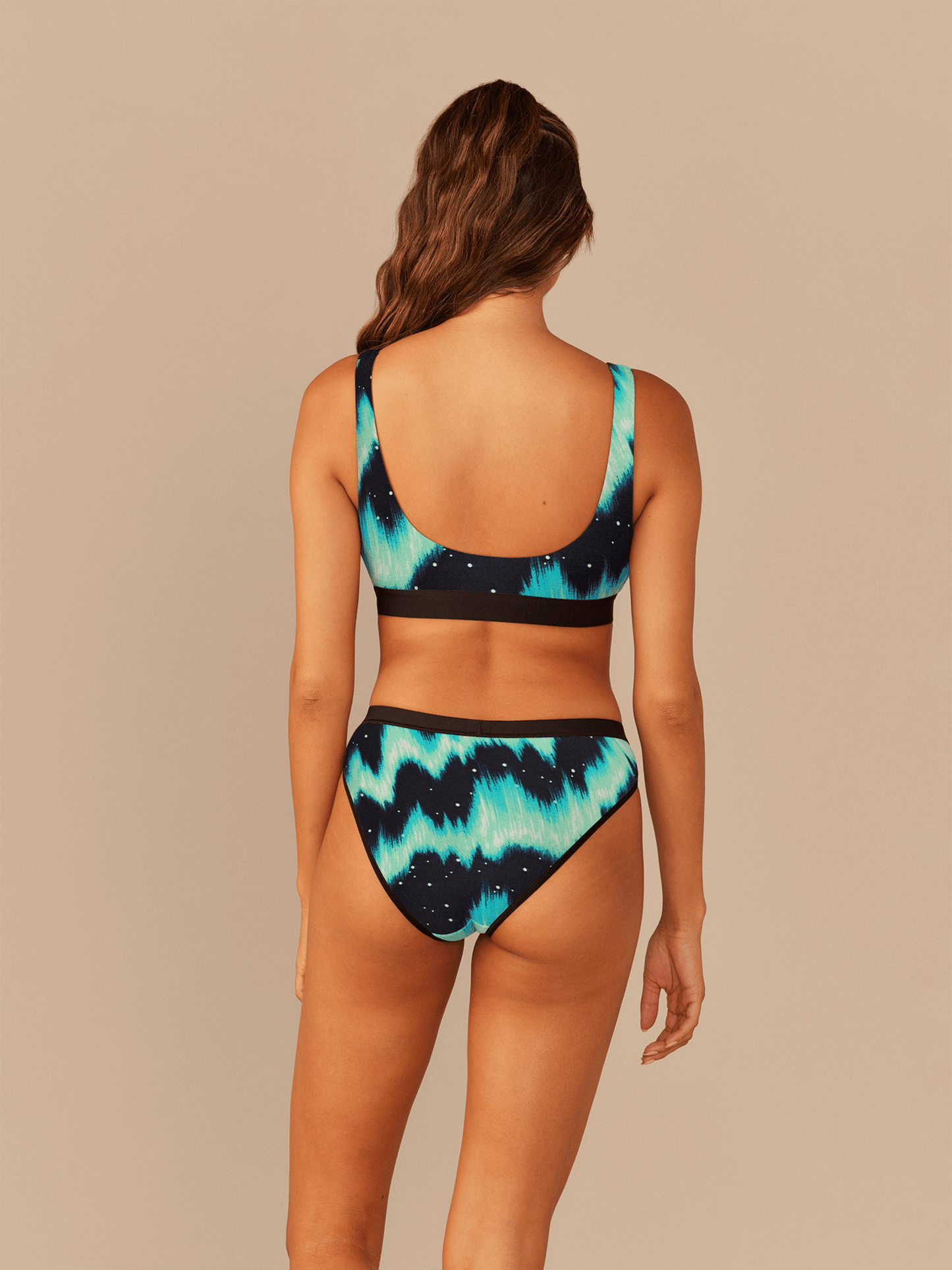 Curvy UltraModal™ Core Scoop Bralette | Northern Lights