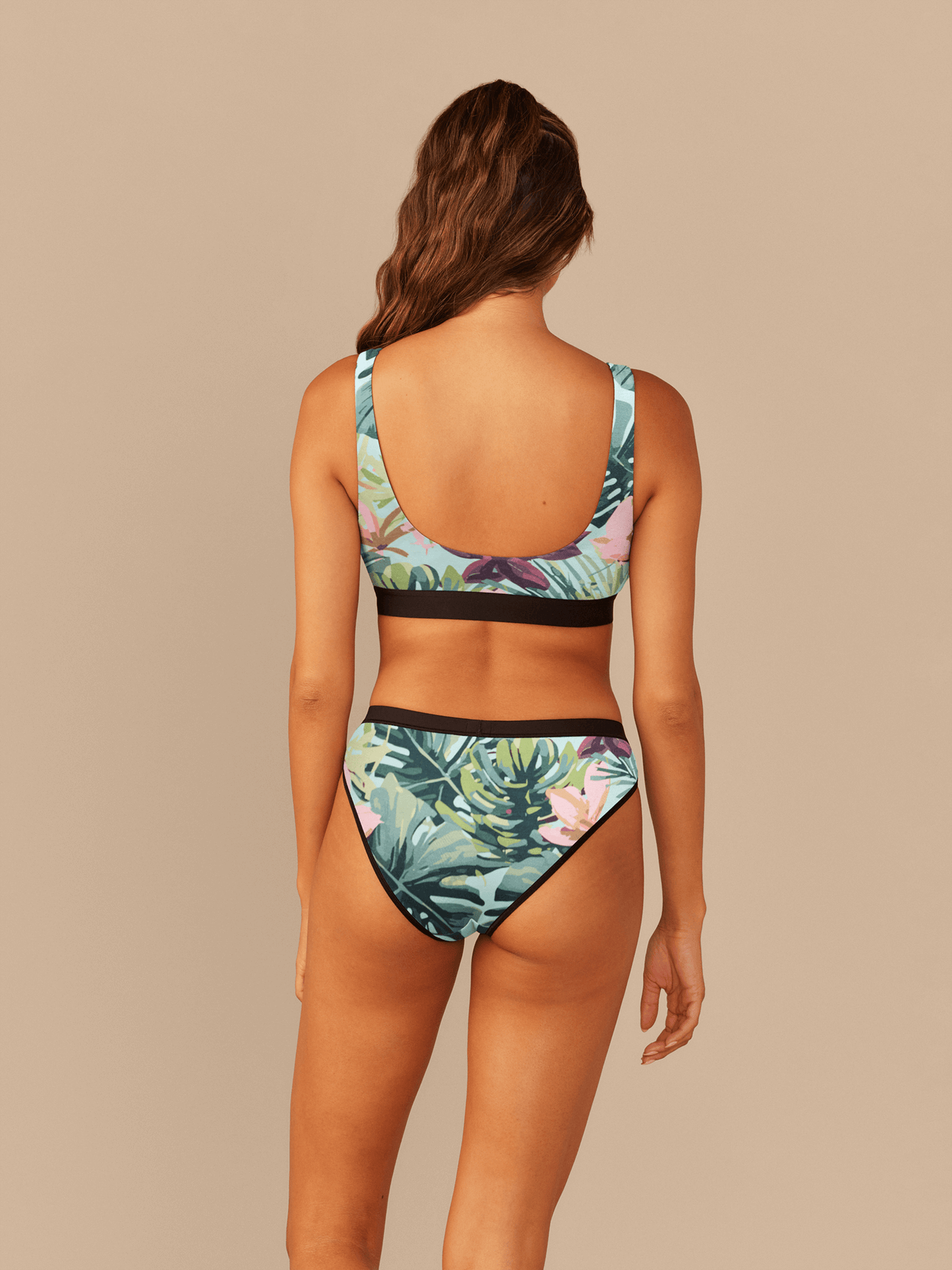 Curvy UltraModal™ Core Scoop Bralette | Hibiscus
