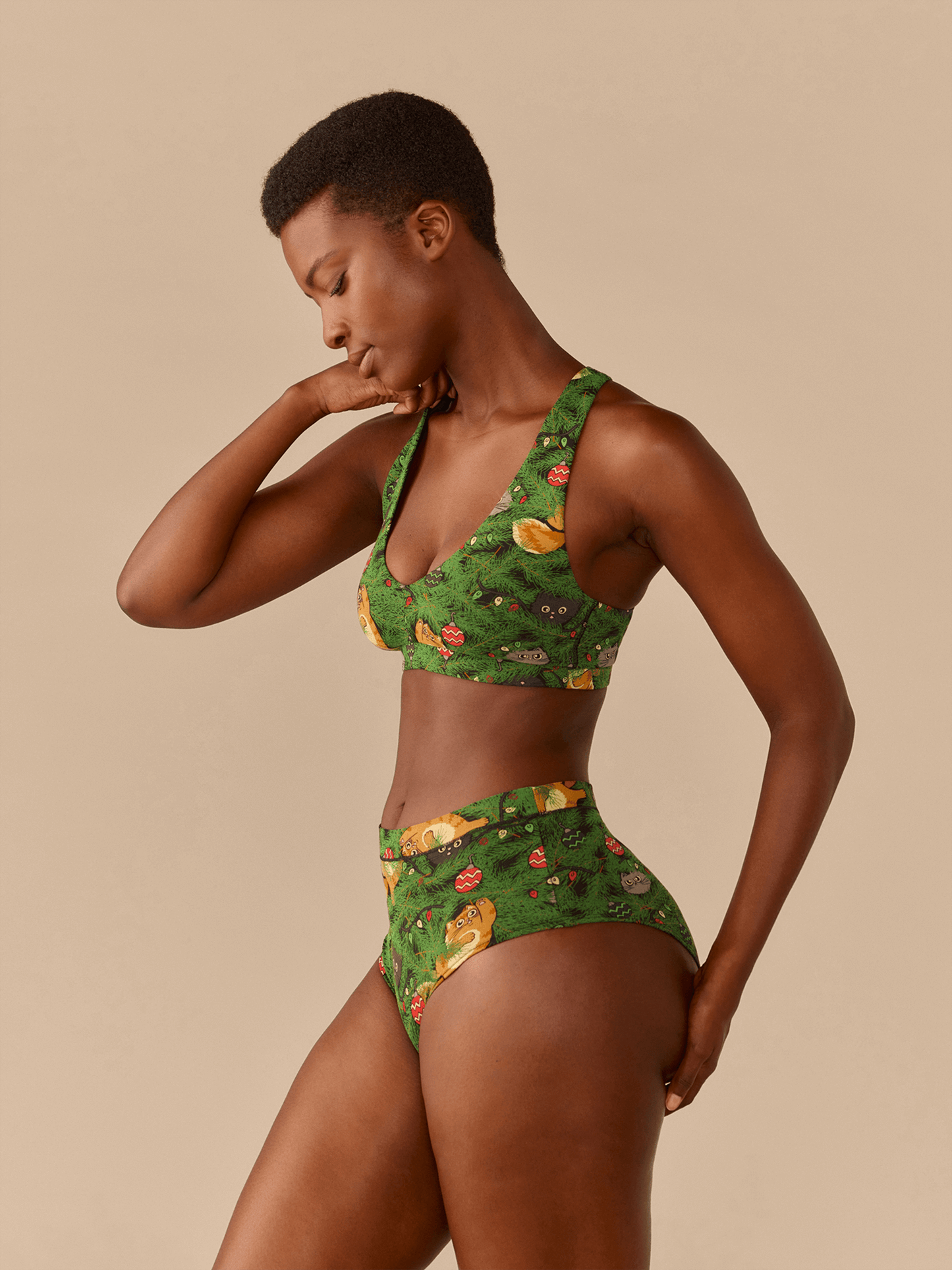 UltraModal™ FeelFree Racerback Bralette | Meowy Christmas