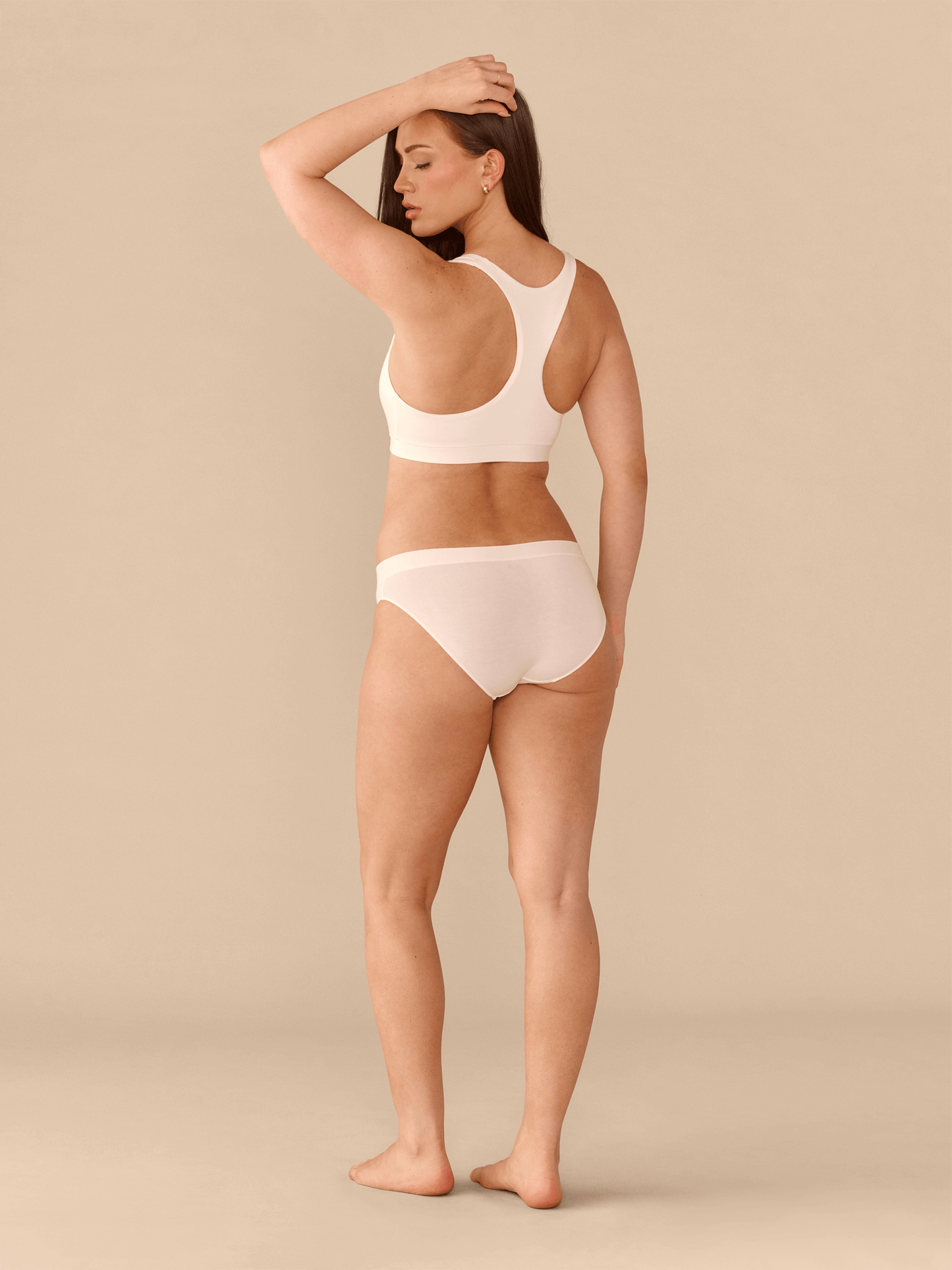Curvy UltraModal™ FeelFree Racerback Bralette | White
