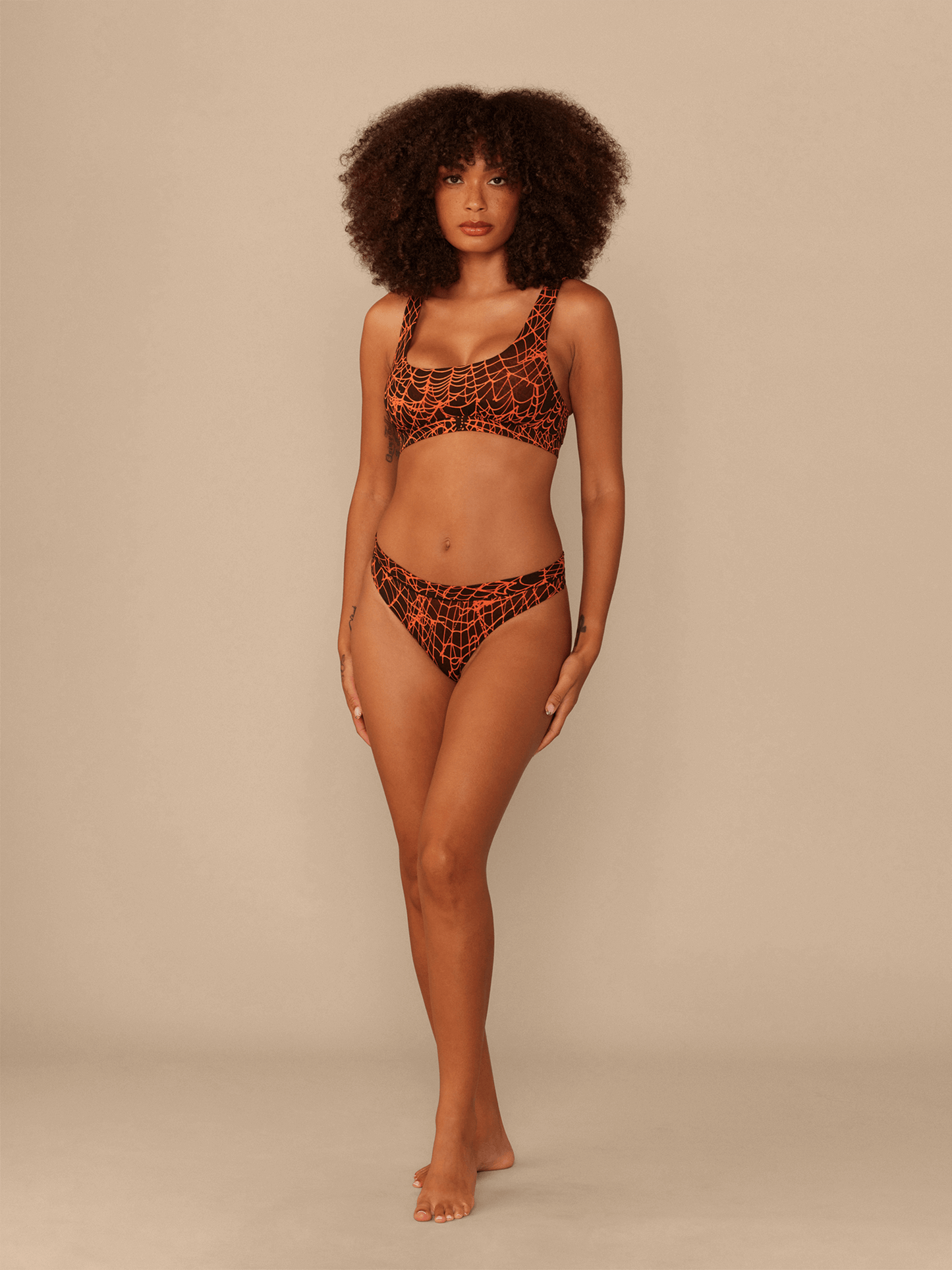 UltraModal™ FeelFree Square Neck Bralette | Caught in a Web