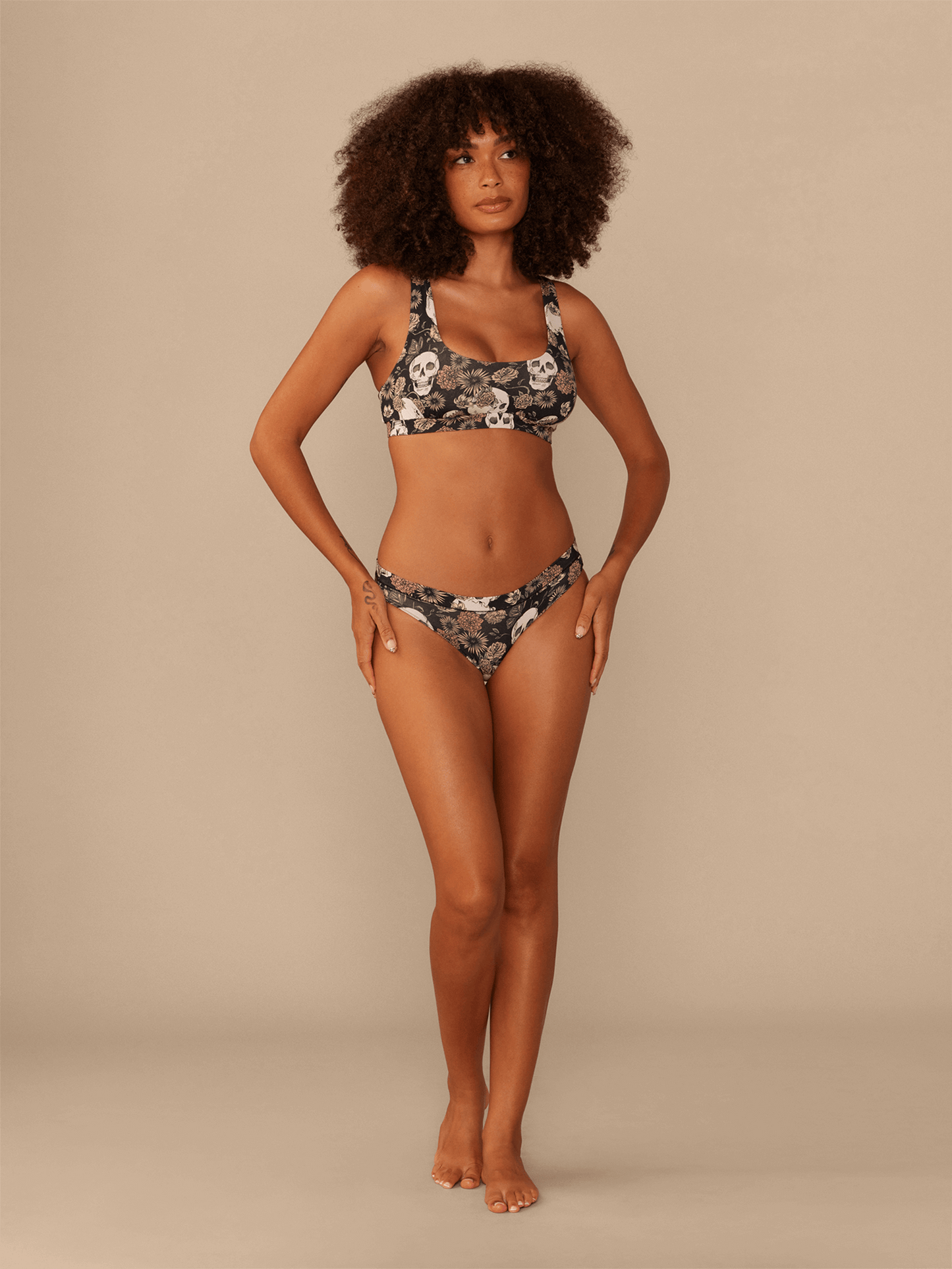 UltraModal™ FeelFree Square Neck Bralette | Dead Flowers