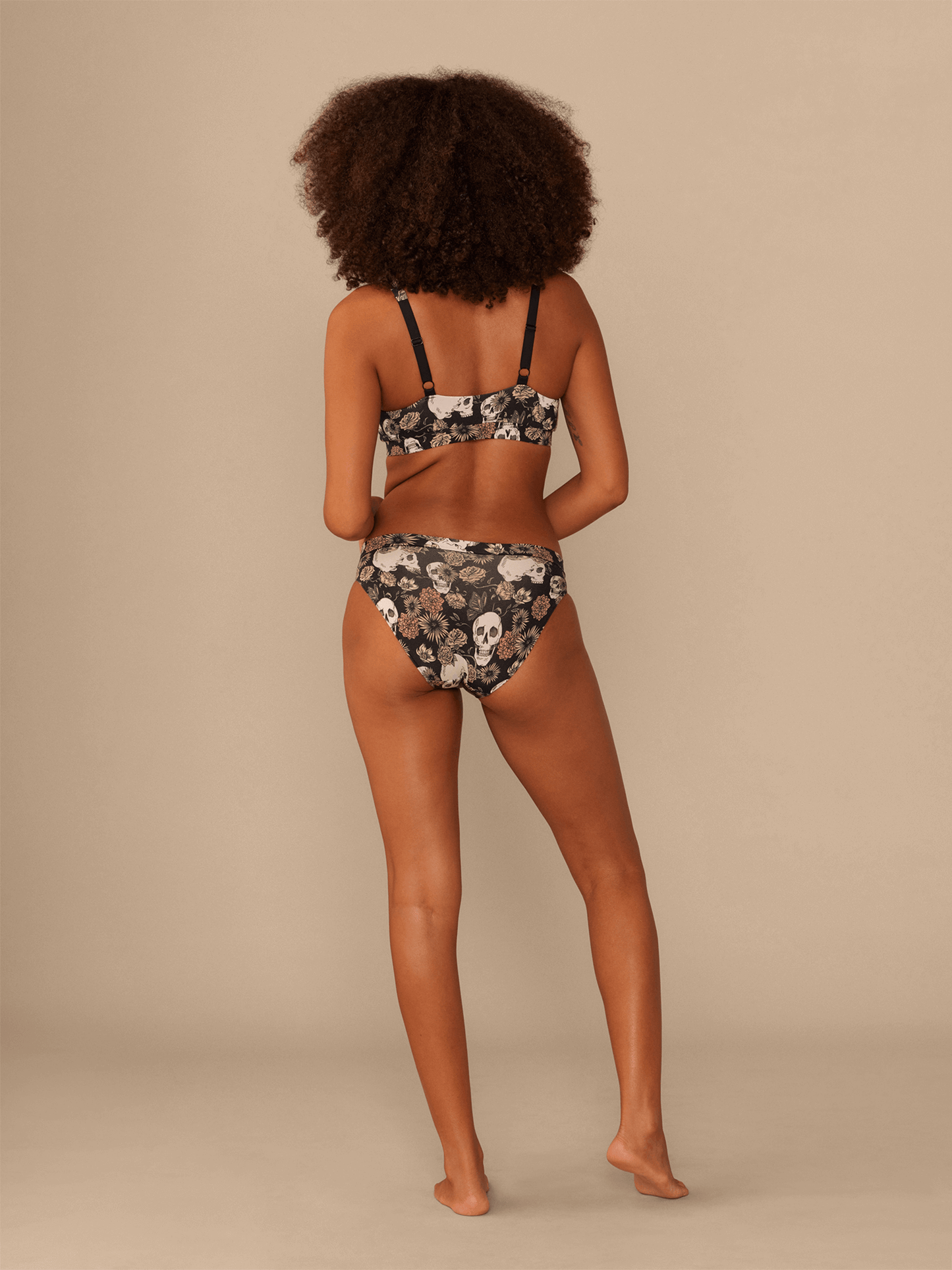UltraModal™ FeelFree Square Neck Bralette | Dead Flowers