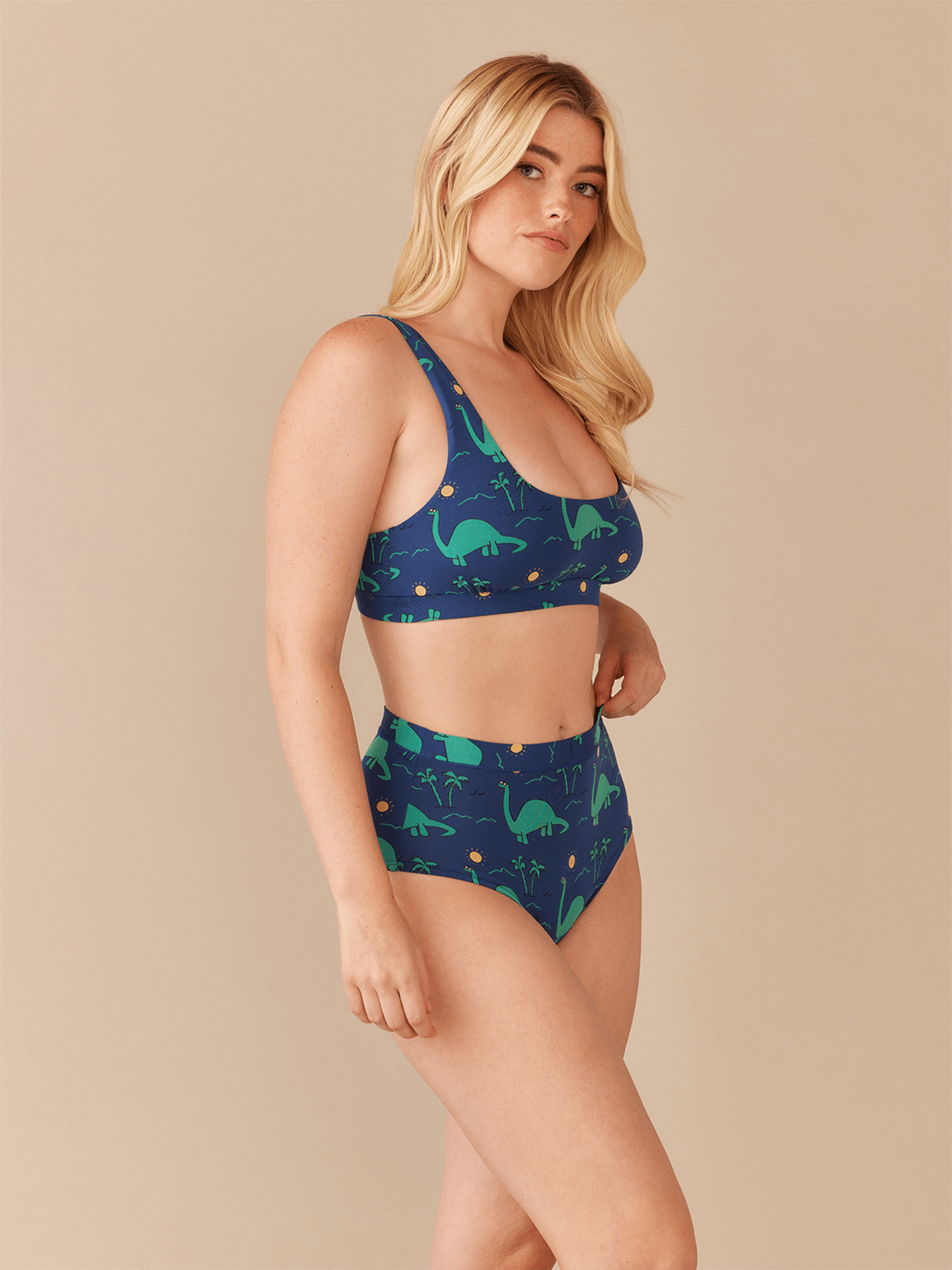 UltraModal™ FeelFree Square Neck Bralette | Dino Shore