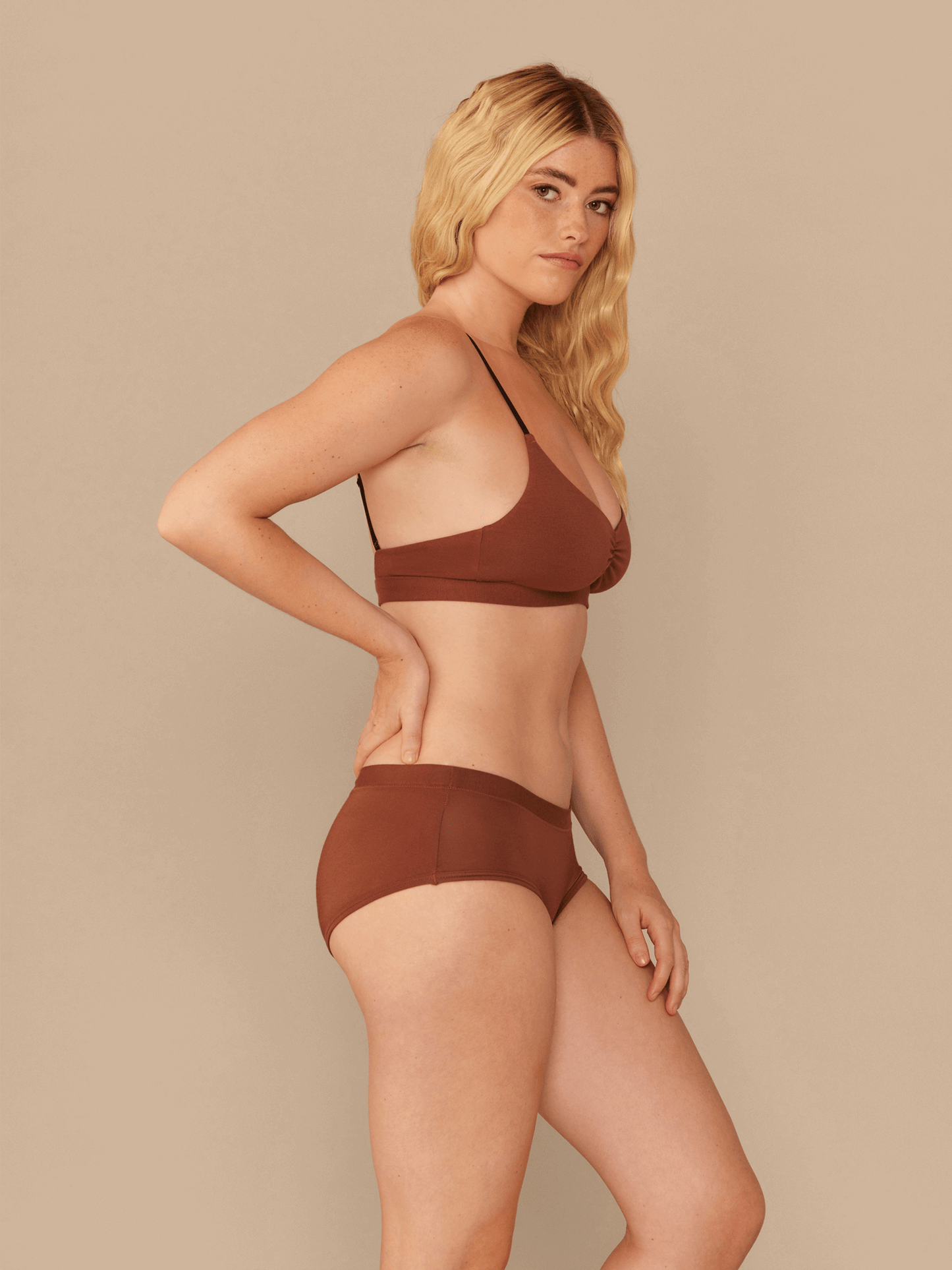 UltraModal™ FeelFree Hipster | Cedar Wood
