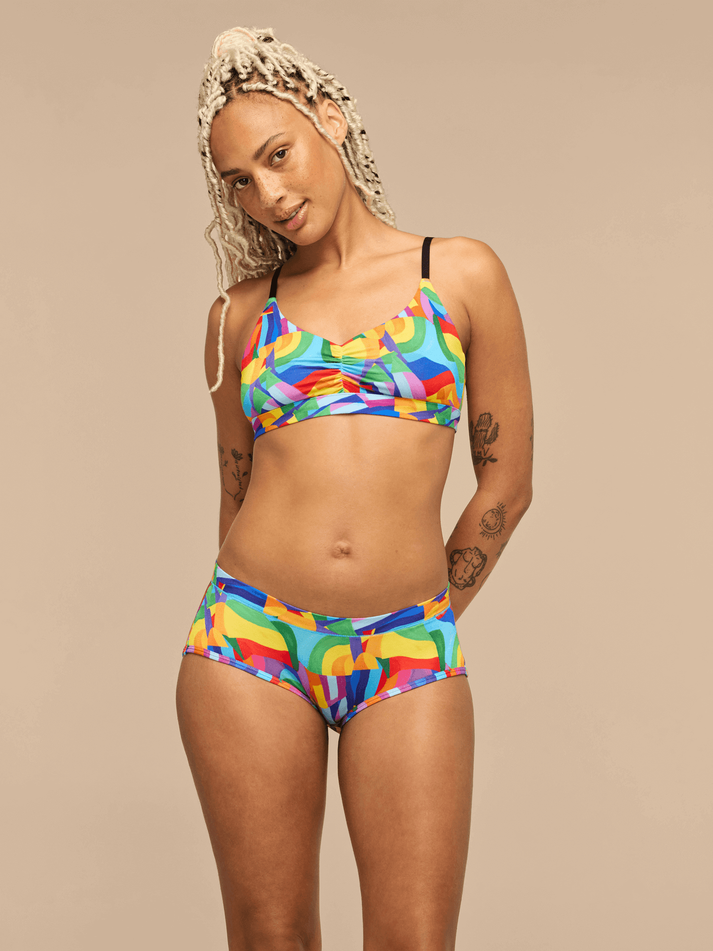 UltraModal™ FeelFree Hipster | Painted Pride