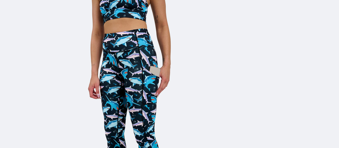 MoveMe Side Pocket Legging | Sharkfest
