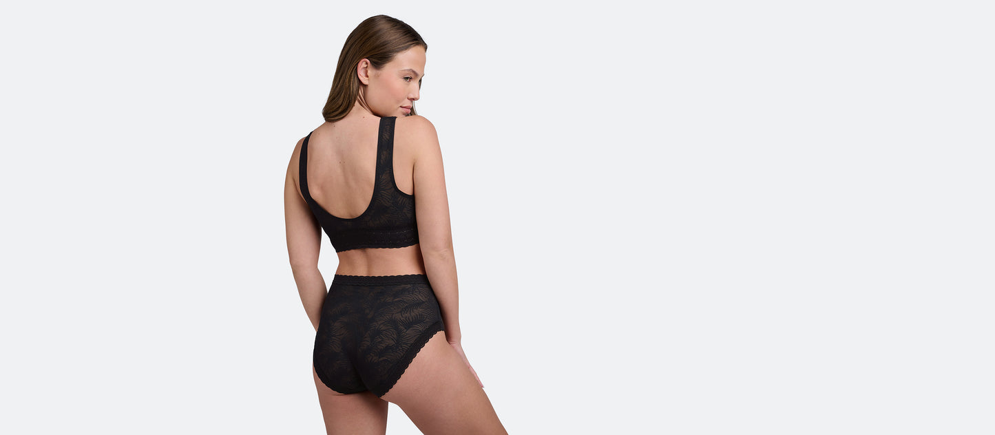 All Over Lace Scoop Bralette | Black