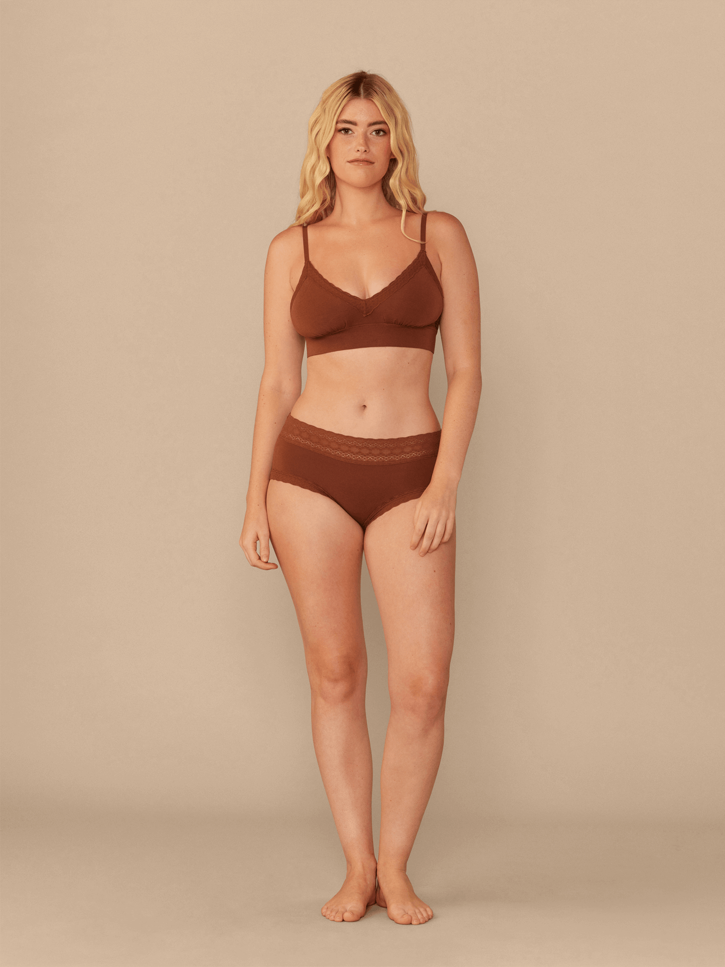 UltraModal™ Lace Hipster | Cedar Wood