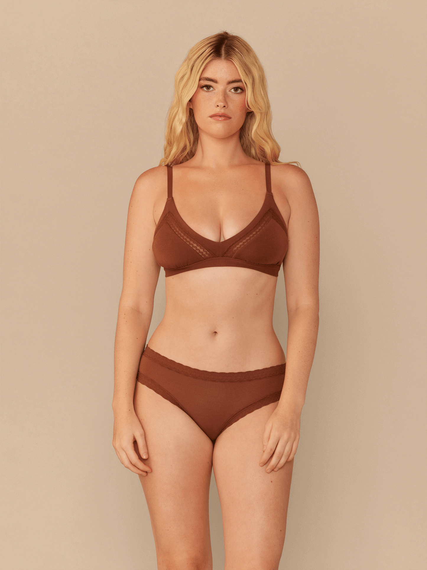 UltraModal™ Lace Triangle Bralette | Cedar Wood
