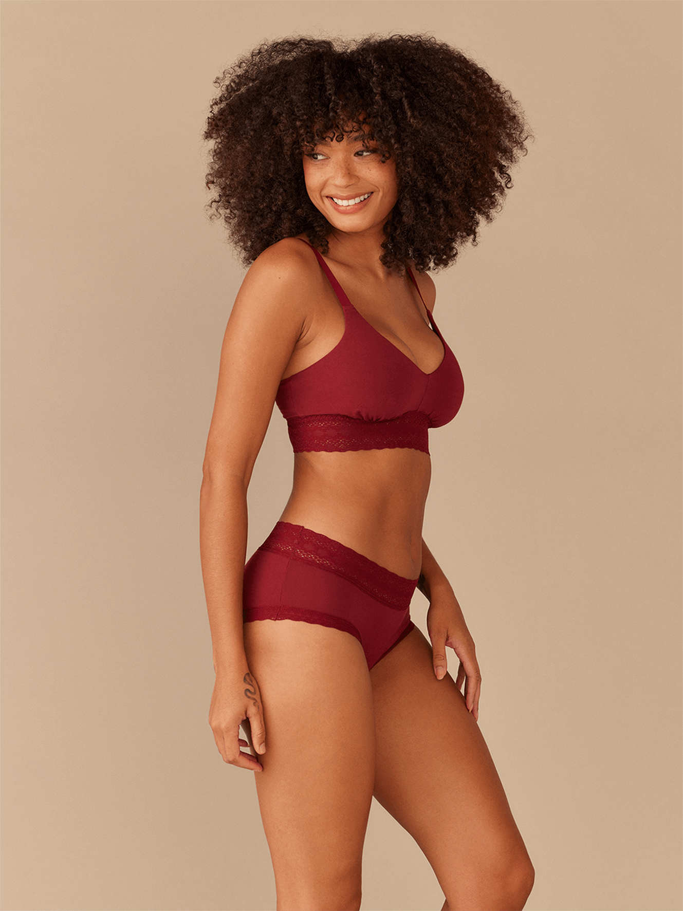 UltraModal™ Lace Longline Bralette | Cabernet
