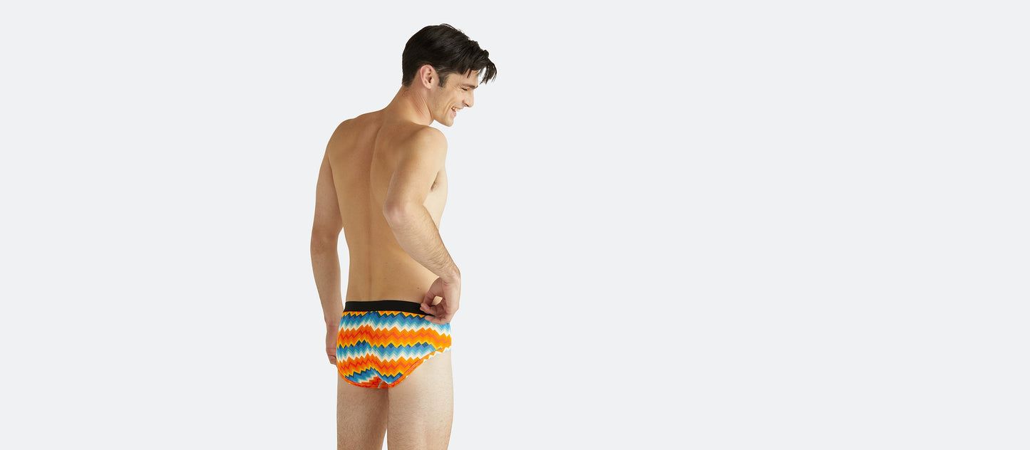 Brief | Groovy Chevron