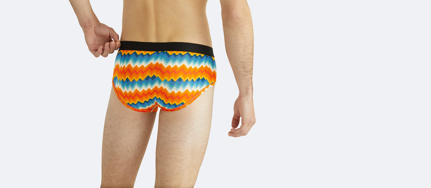 Brief | Groovy Chevron