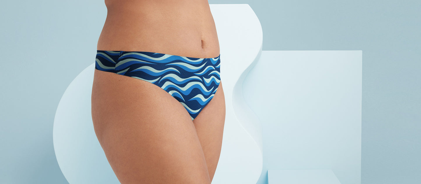 MoveMe Thong | Wavy