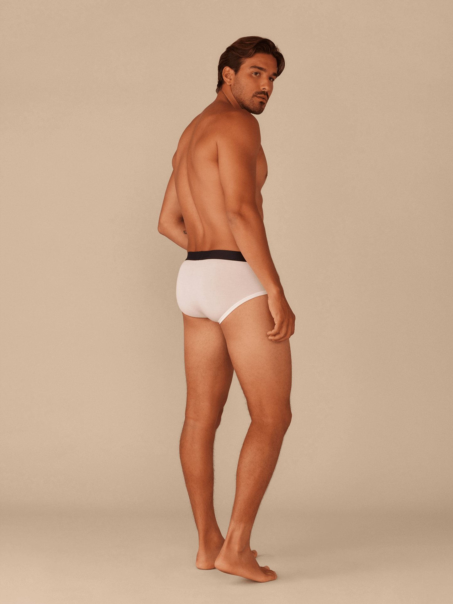 Brief | White