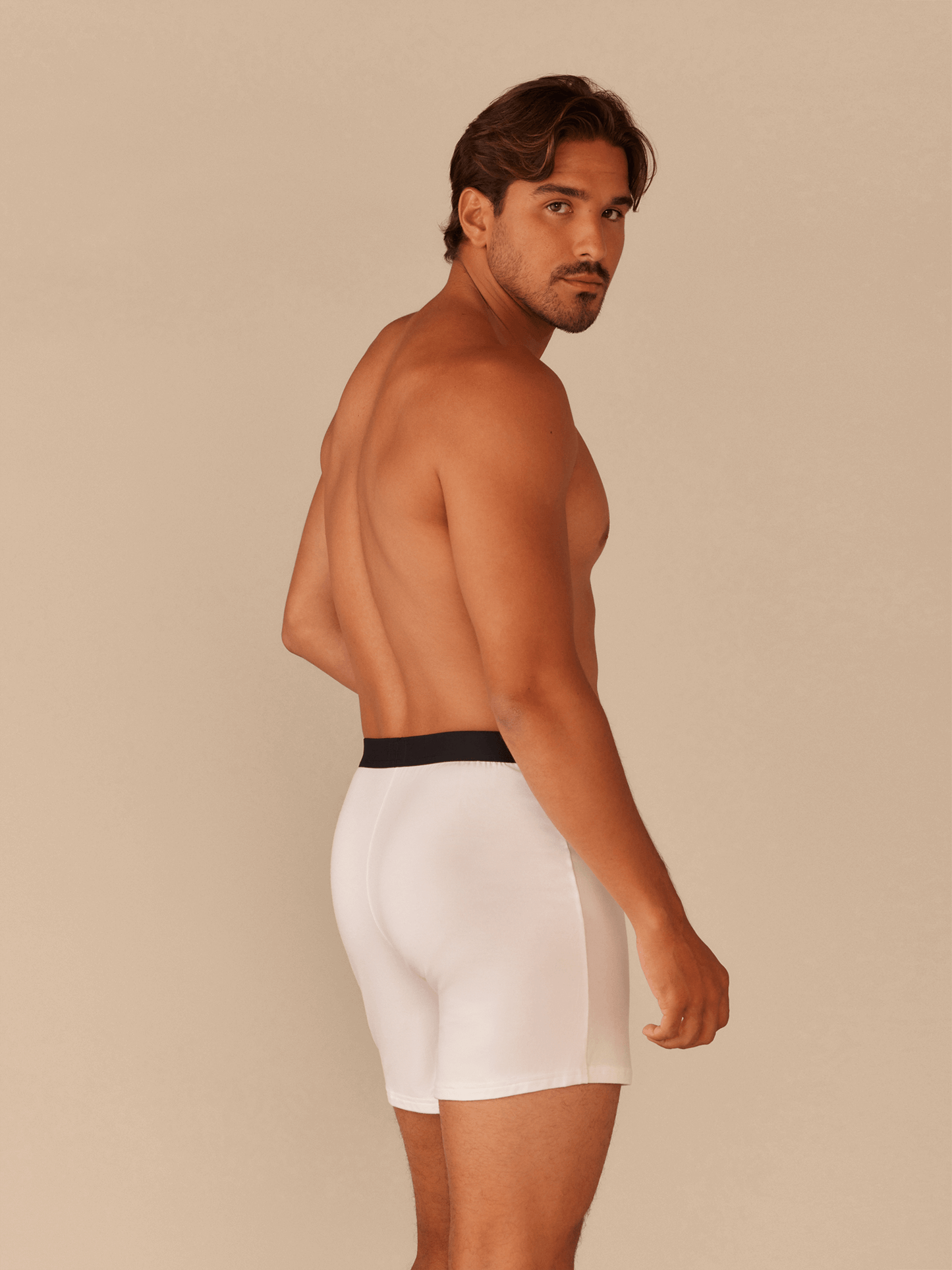 Boxer | White