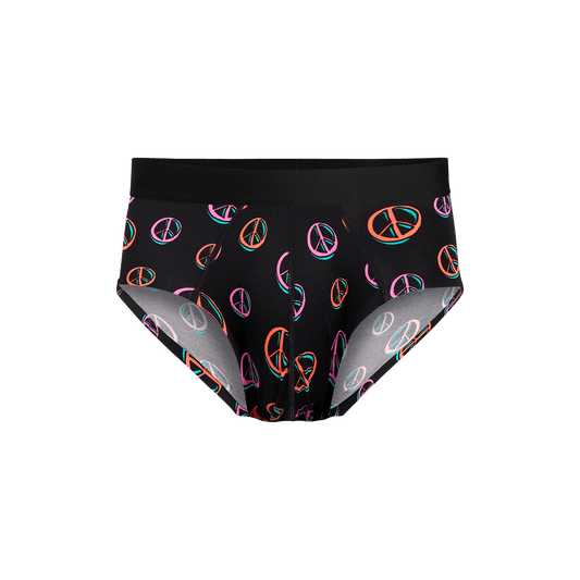 MoveMe Brief | Peace