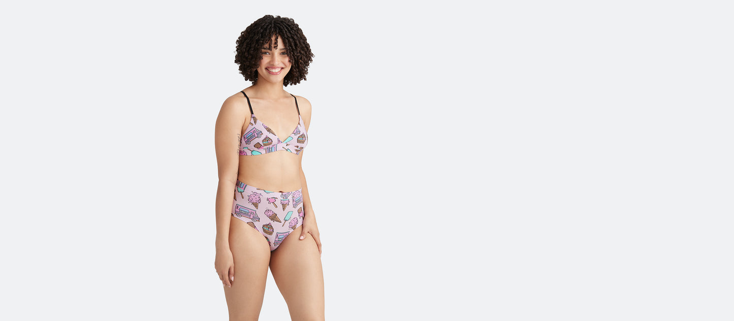 UltraModal™ FeelFree Triangle Bralette | Scoop There It Is