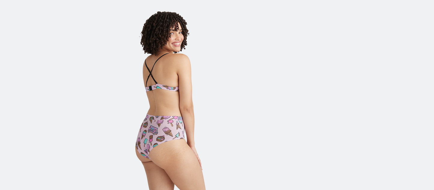 UltraModal™ FeelFree Triangle Bralette | Scoop There It Is