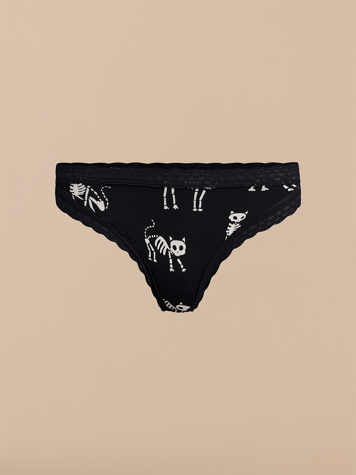 FeelFree Lace Thong | Skelecats