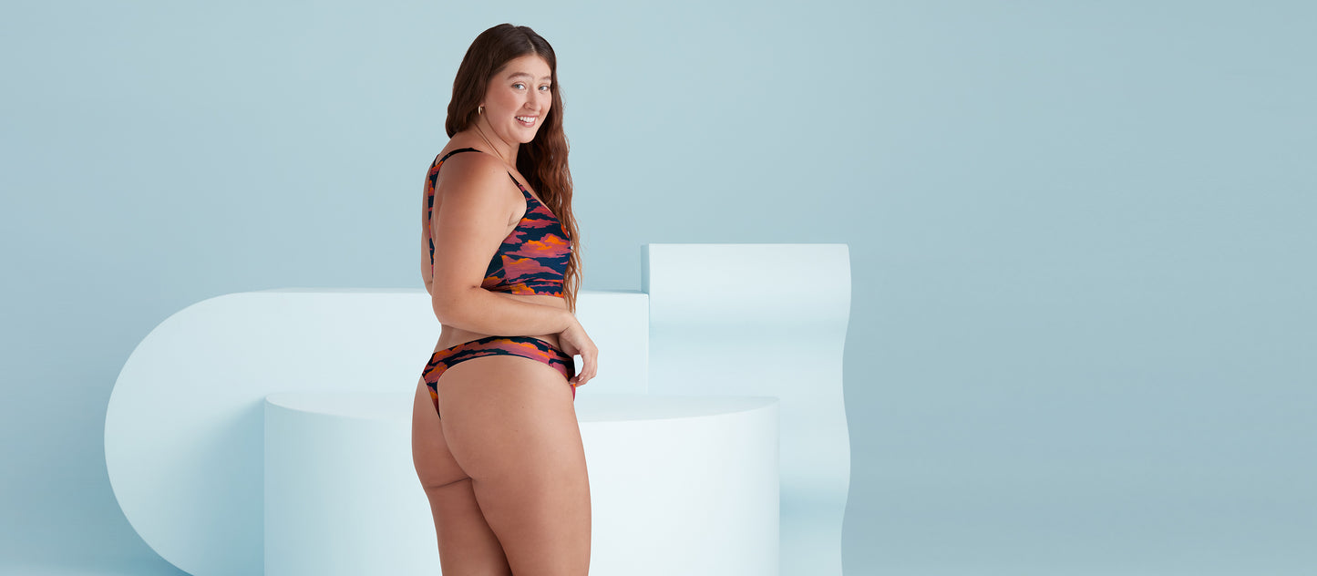 MoveMe Thong | Golden Hour